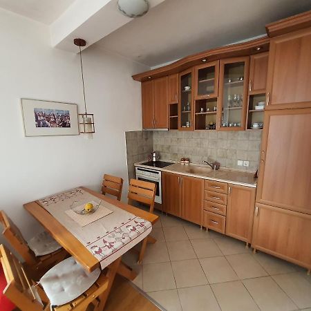 Zogu Apartments - City View Priştine Dış mekan fotoğraf