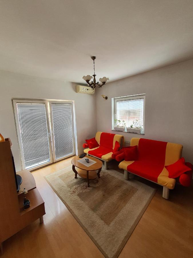 Zogu Apartments - City View Priştine Dış mekan fotoğraf